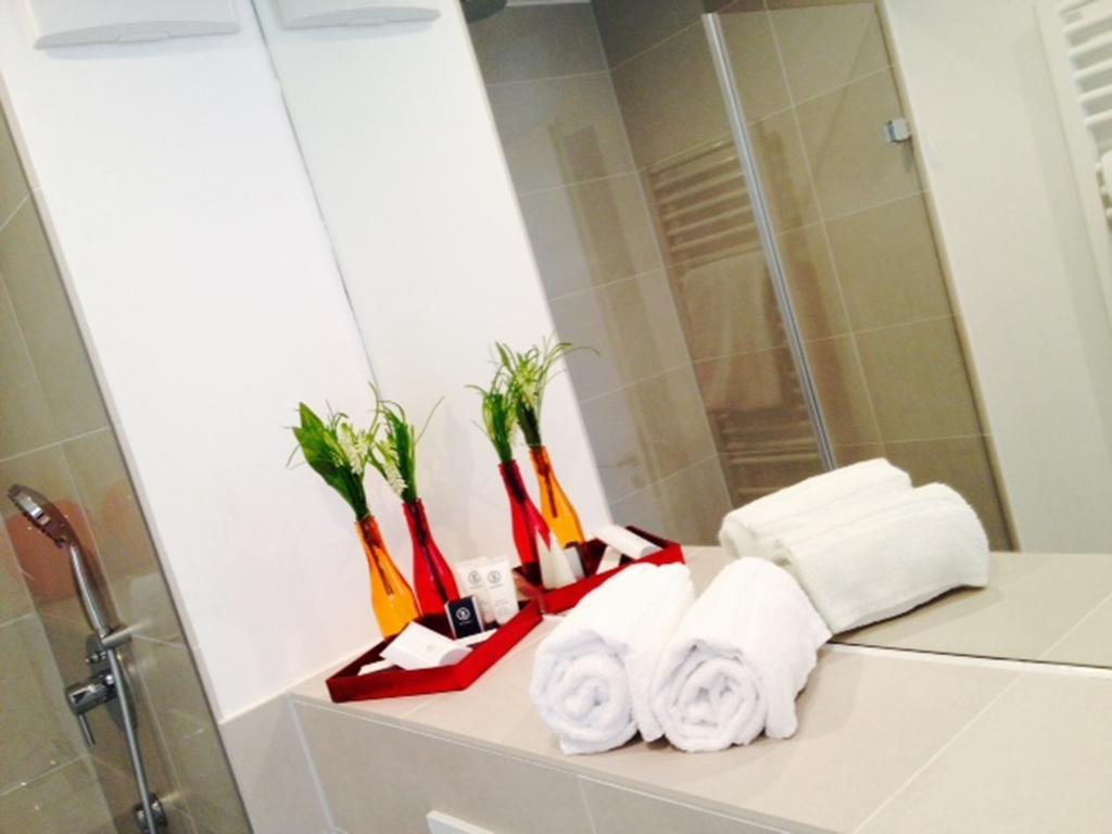 Hotel Dock1 3*